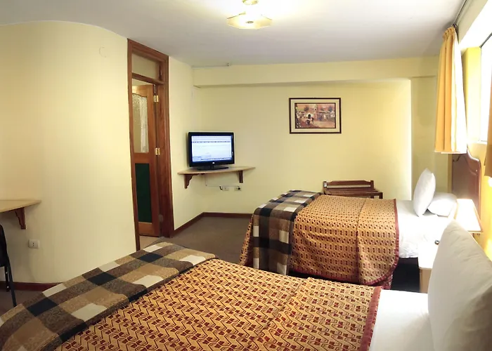De La Hermoza 3* Cusco