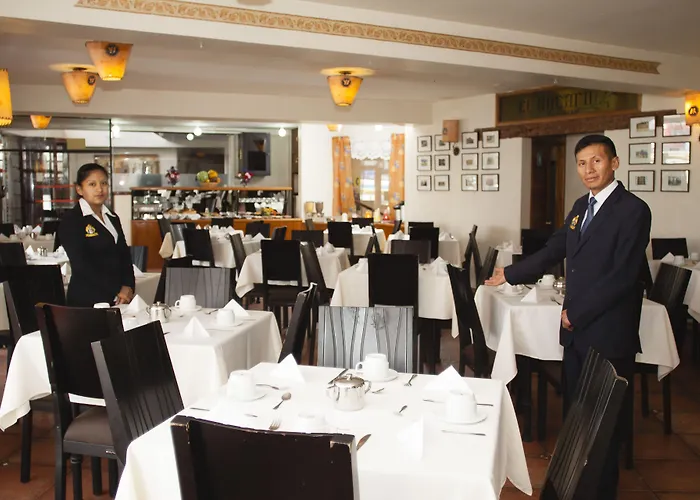 Hotel De La Hermoza 3*