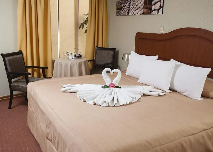 De La Hermoza Hotel