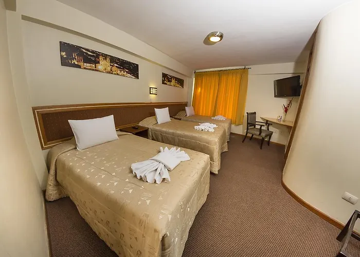 De La Hermoza Hotel